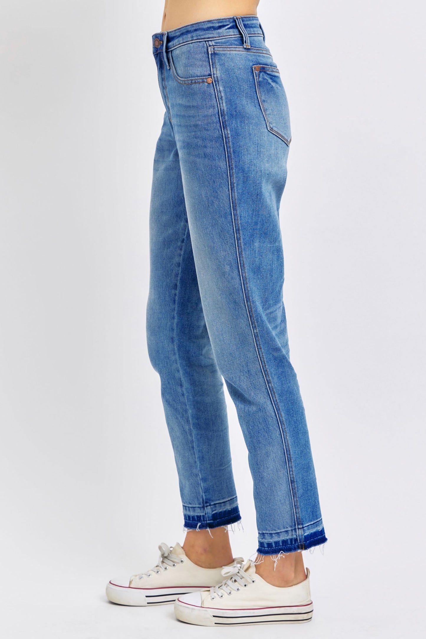 Judy Blue Mid Rise Rigid Magic Release Hem Boyfriend Jeans
