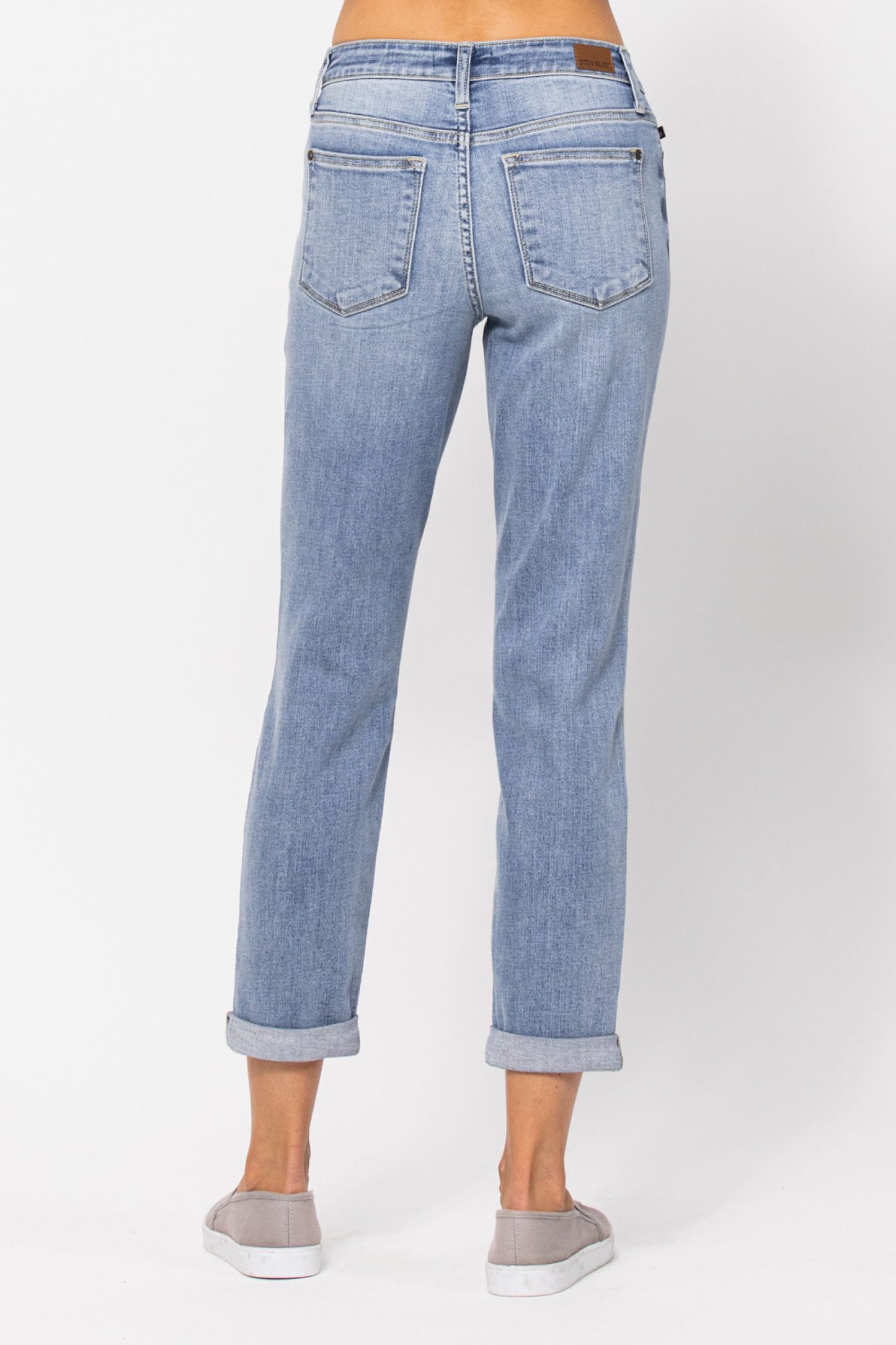 Judy Blue Mid Rise Bleach Wash Boyfriend Jeans
