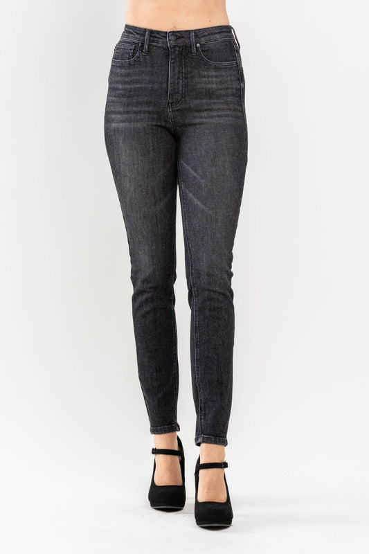 Judy Blue Black Wash Skinny Jeans