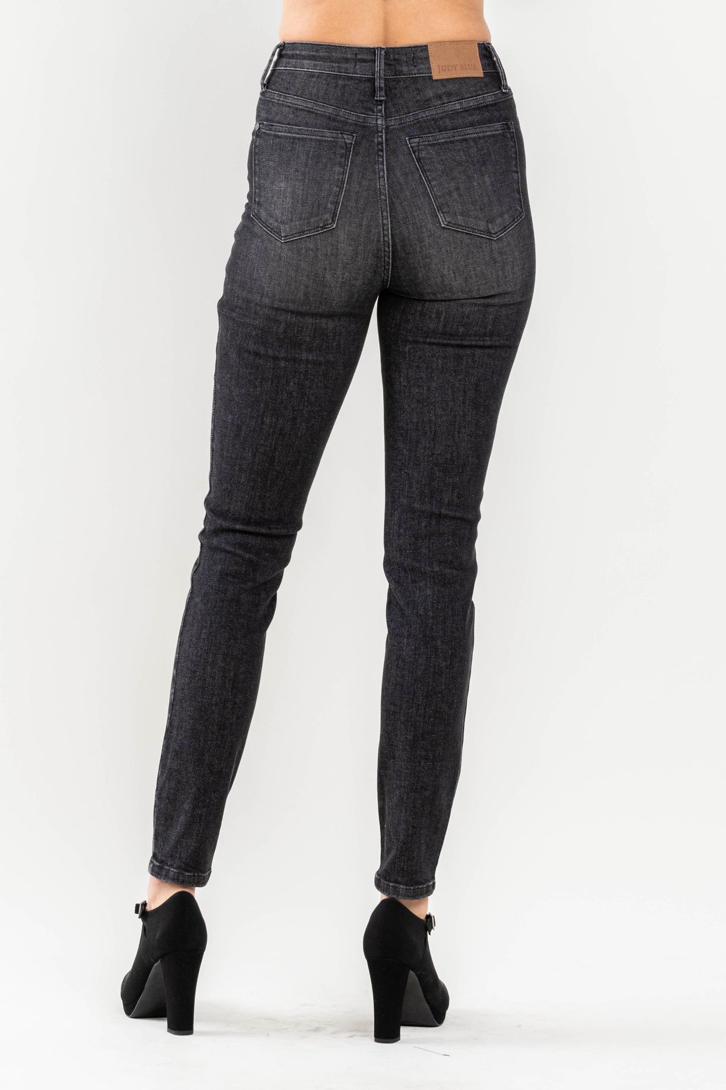 Judy Blue Black Wash Skinny Jeans