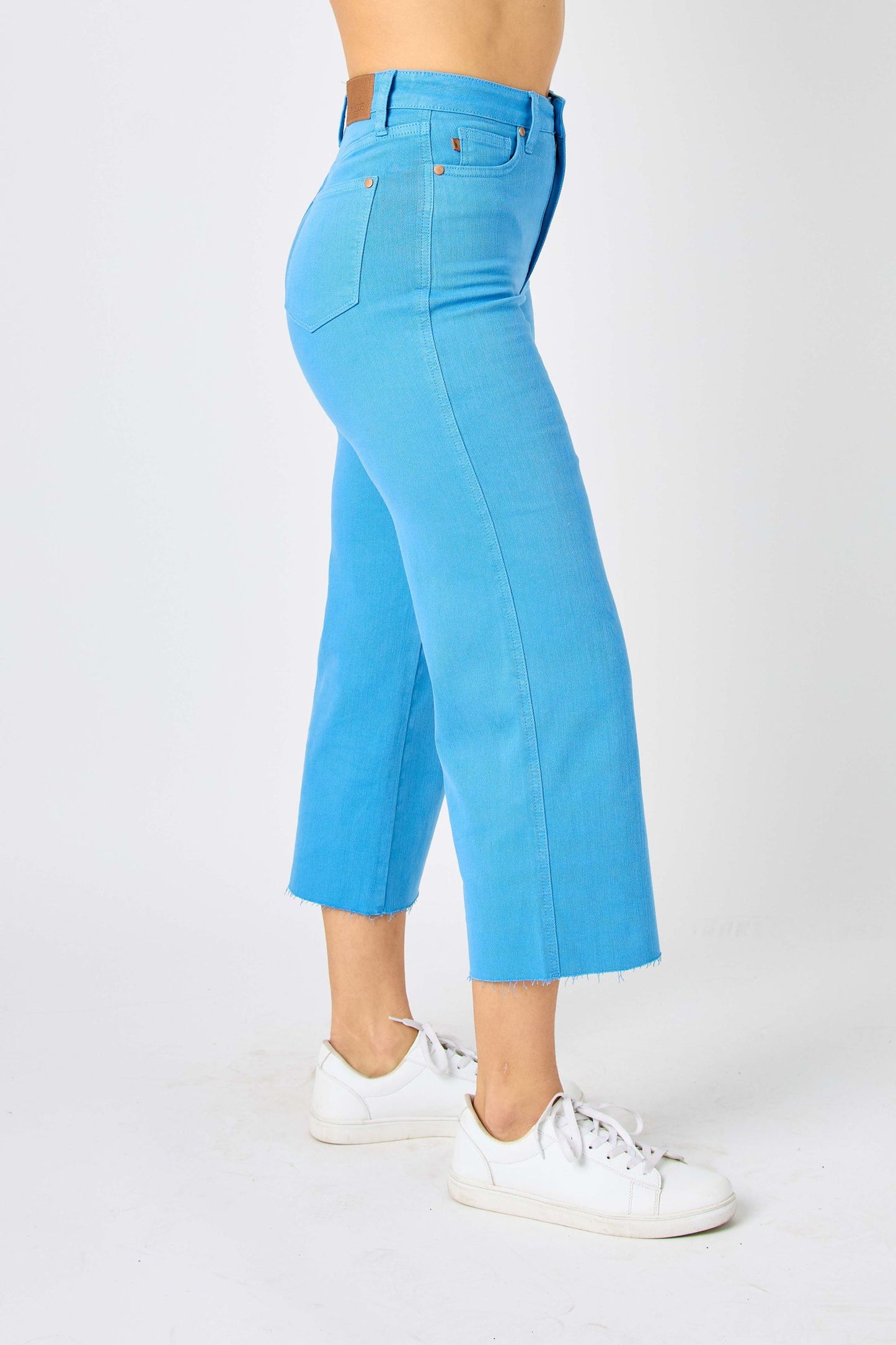 Judy Blue Sky Blue HW Tummy Control Cropped Denim Jeans