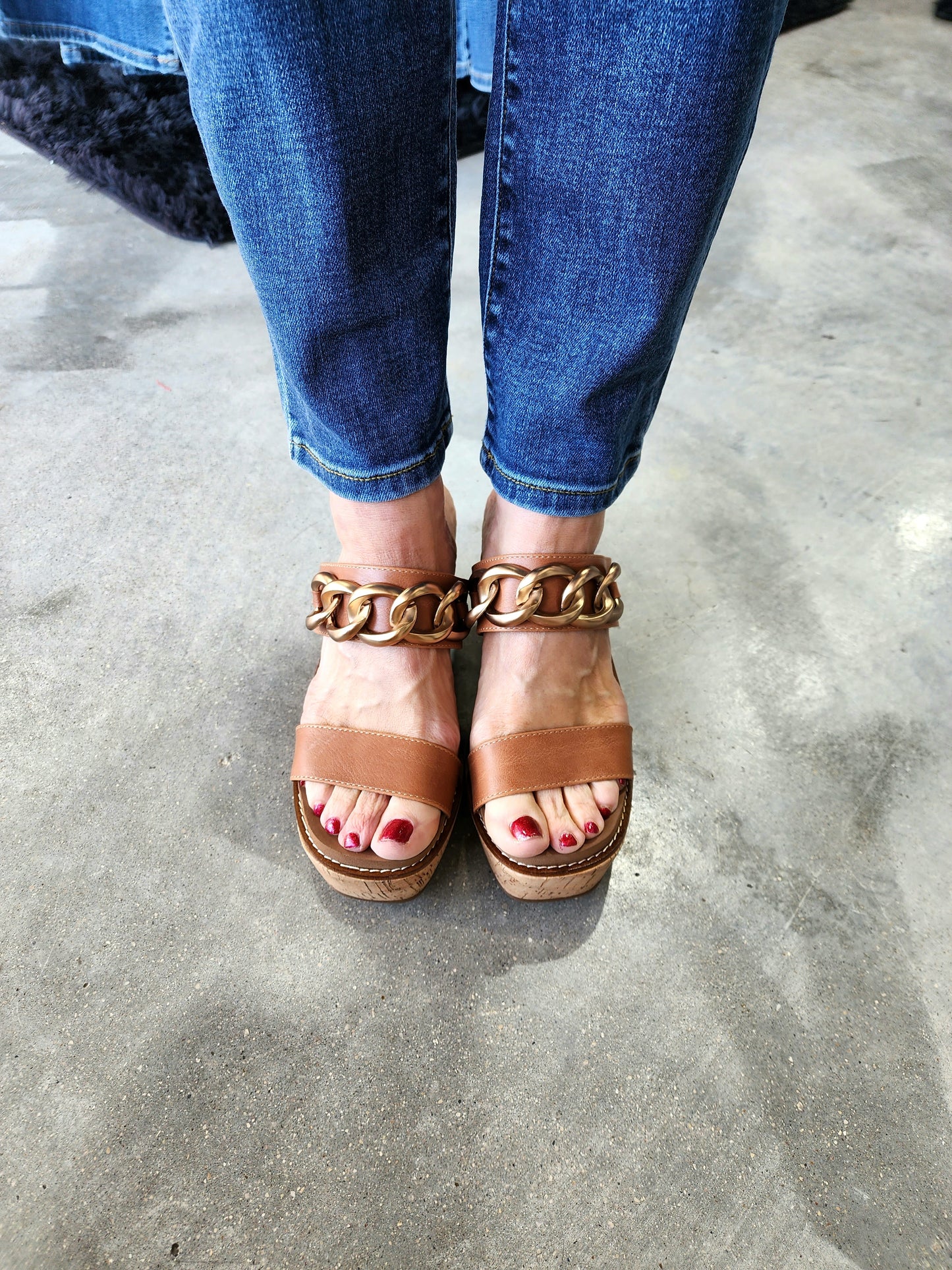 Corky's Cognac On Vacay Wedges