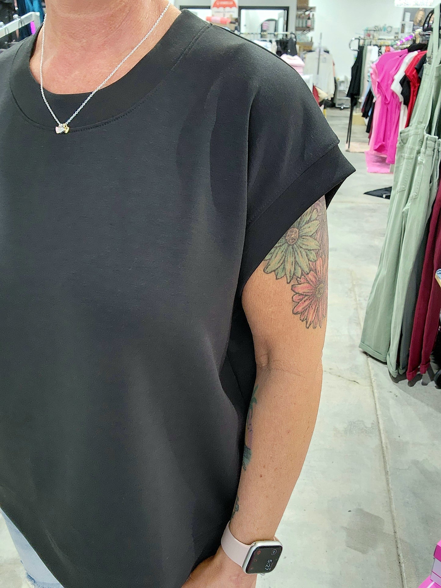 Scuba Short Sleeve Sweatshirt