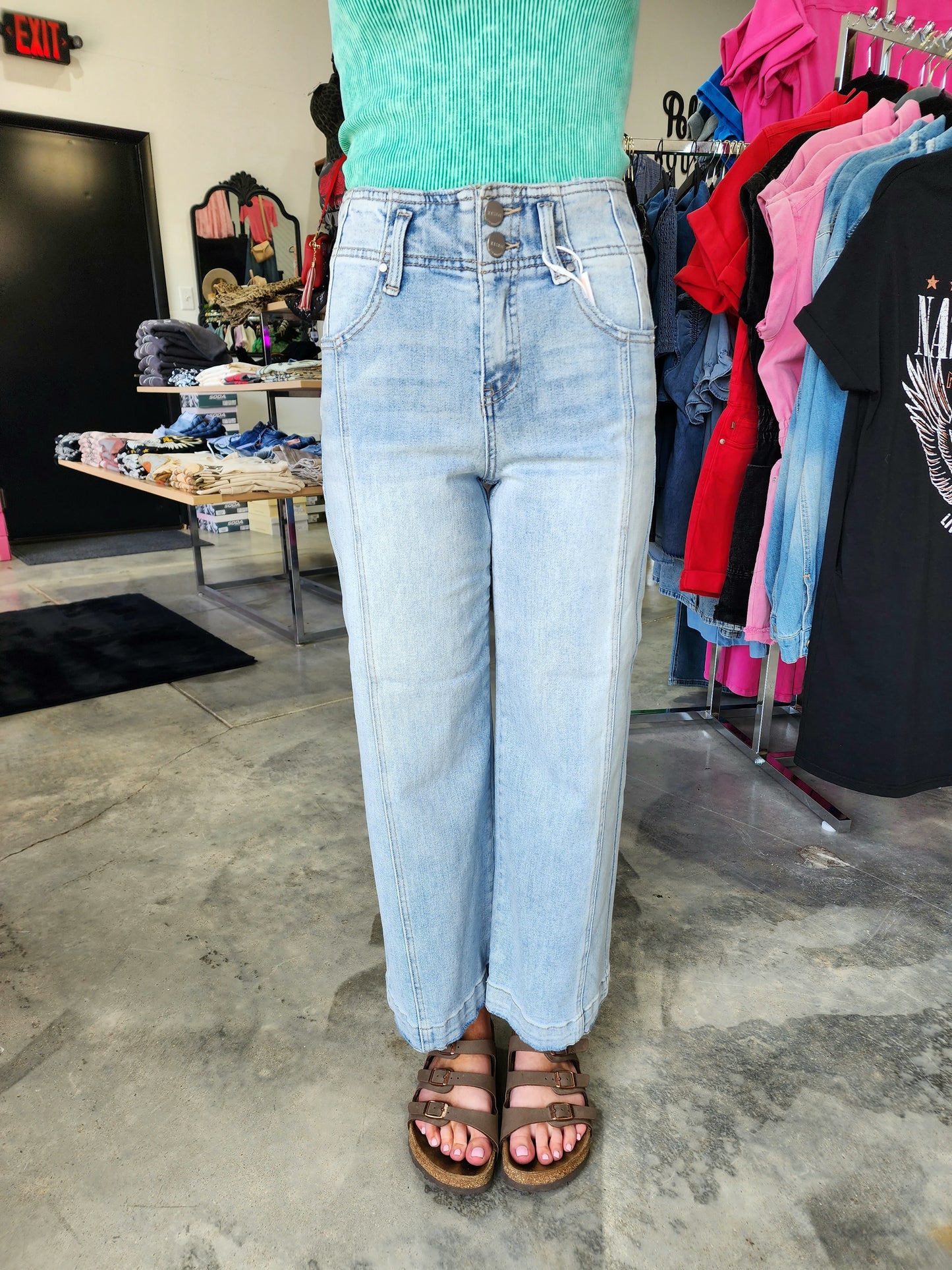 Risen High-Rise Crop Wide Front Seam Detail Jeans