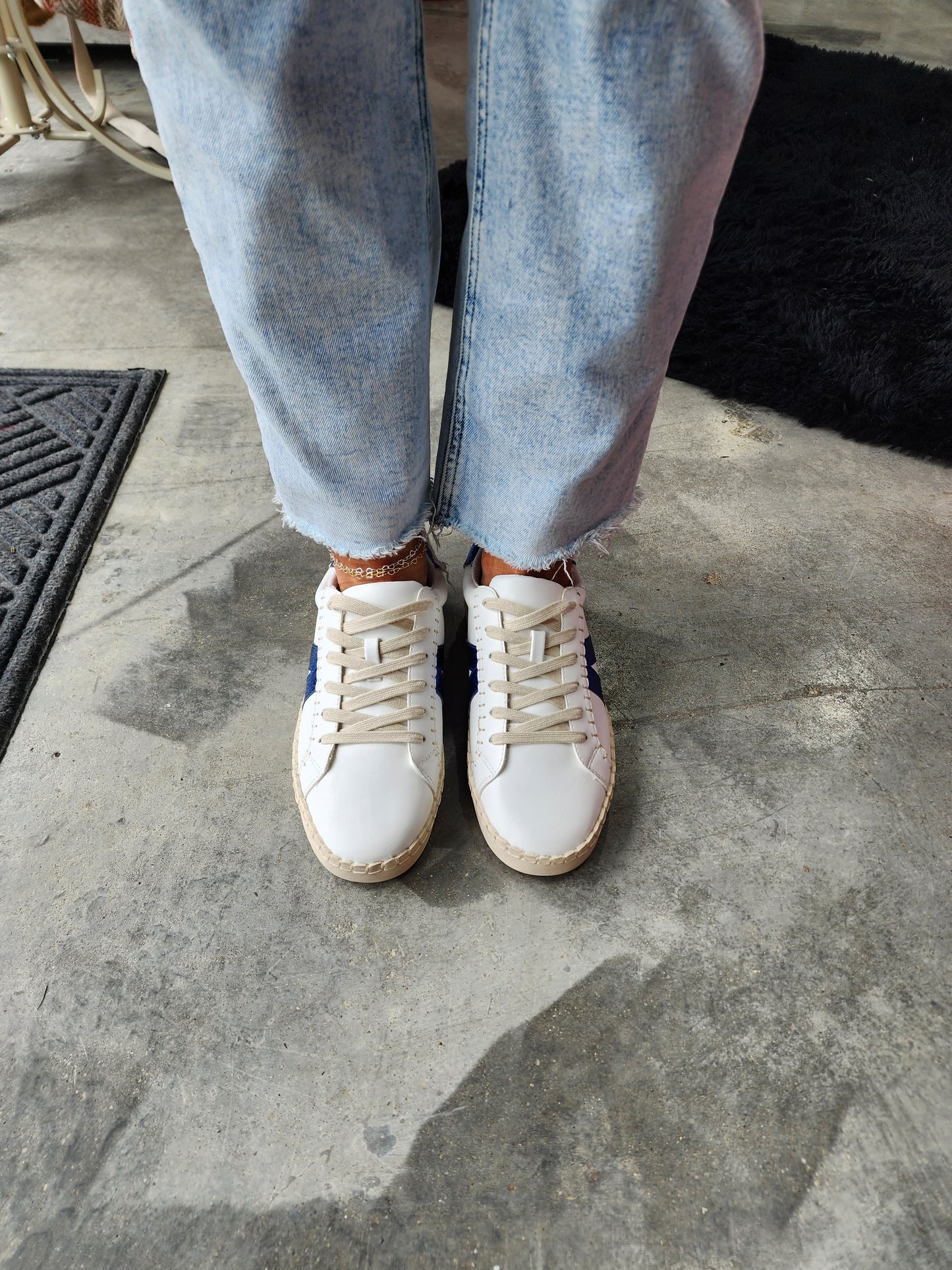Corky's White/Blue Friend Zone Sneakers