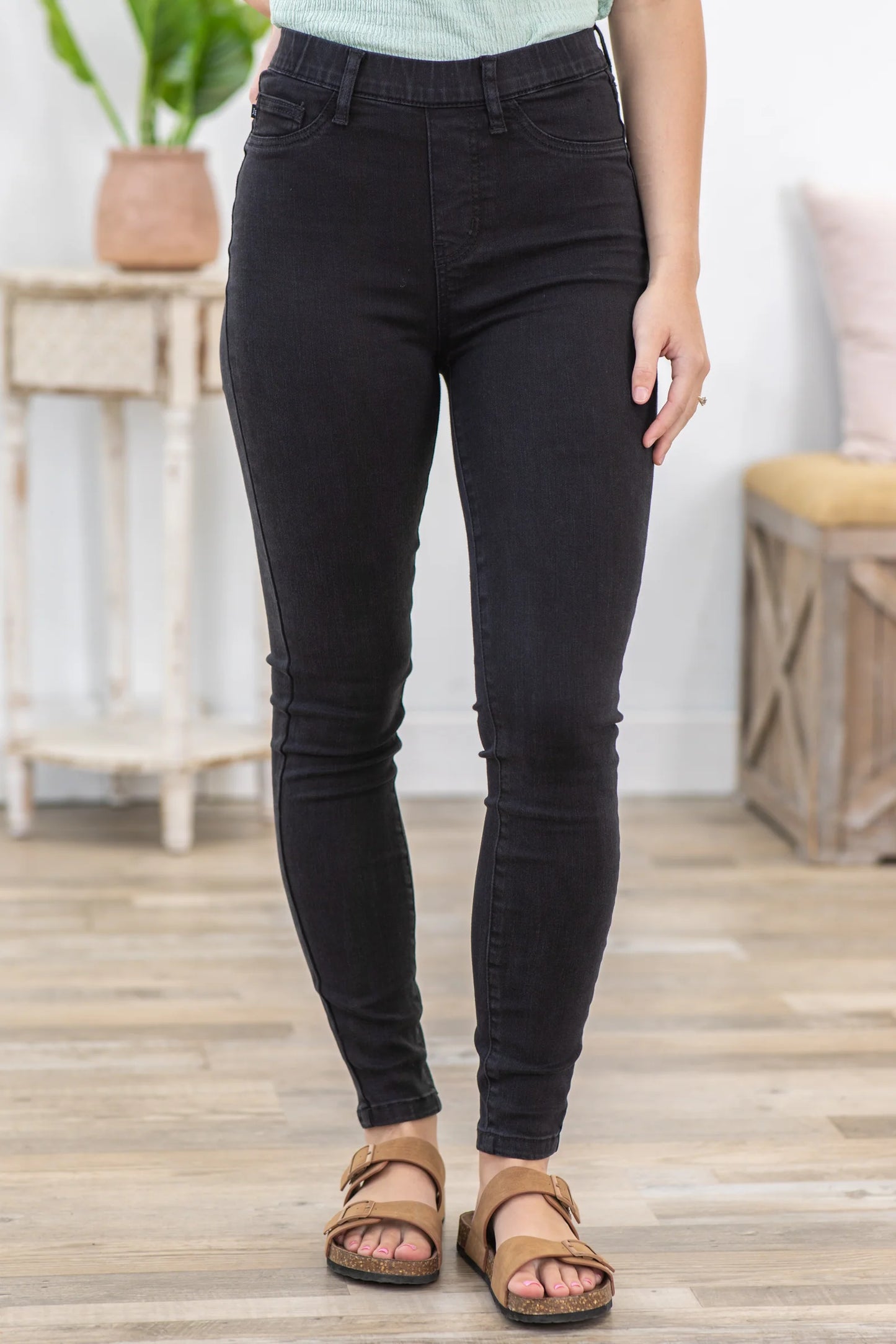 Judy Blue High Waist Pull On Shield Pockets Skinny