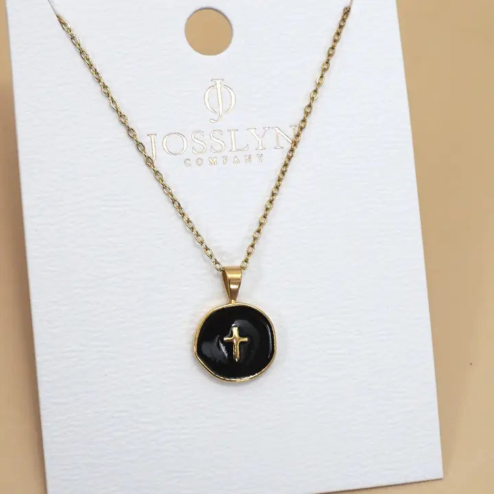 Delicate Pendant Necklace