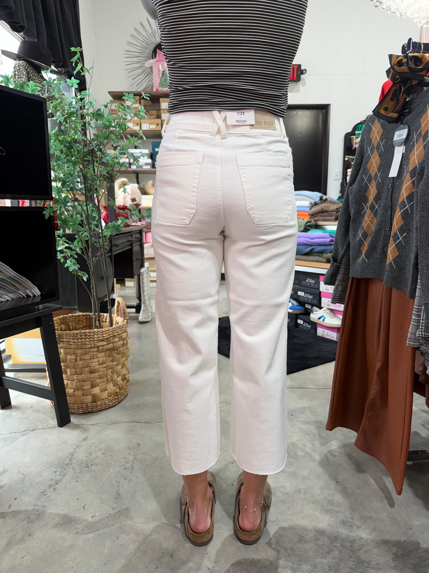 Judy Blue HW Wide Crop Front Patch Pocket Jeans