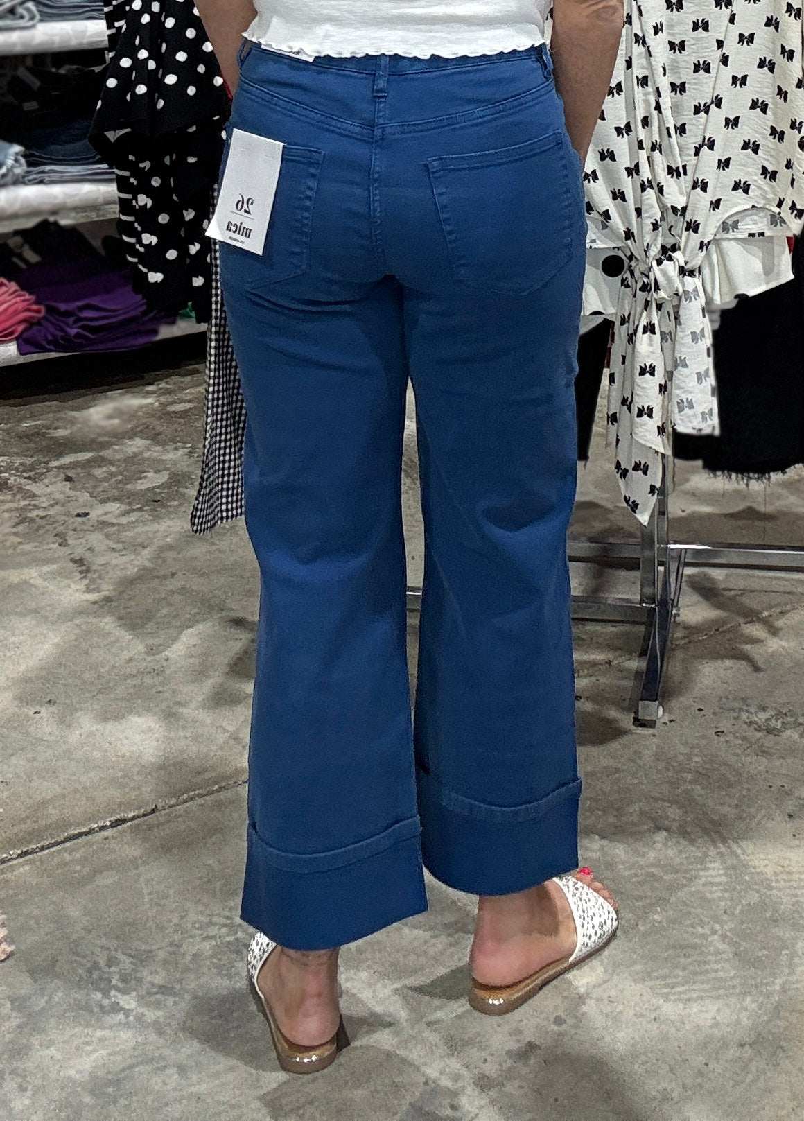Mica HR Wide Crop Cuffed Jeans