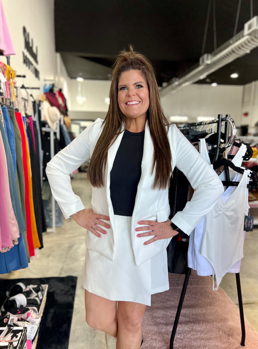 The Catalina Off White Mini Skort