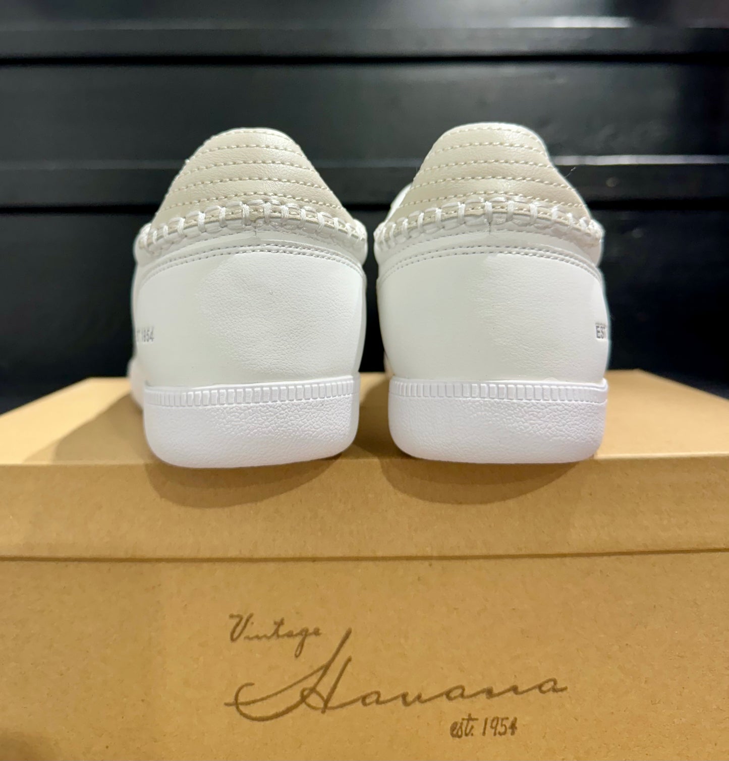 Vintage Havana White Low Top