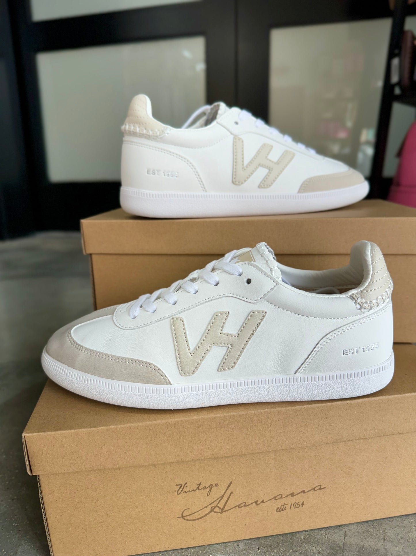 Vintage Havana White Low Top