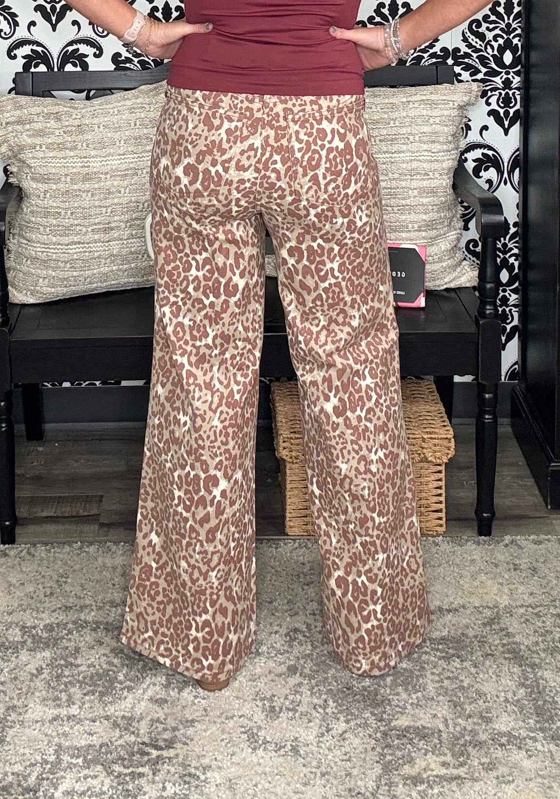 Judy Blue HW T.C. LUX Retro Wide - Winter Leopard