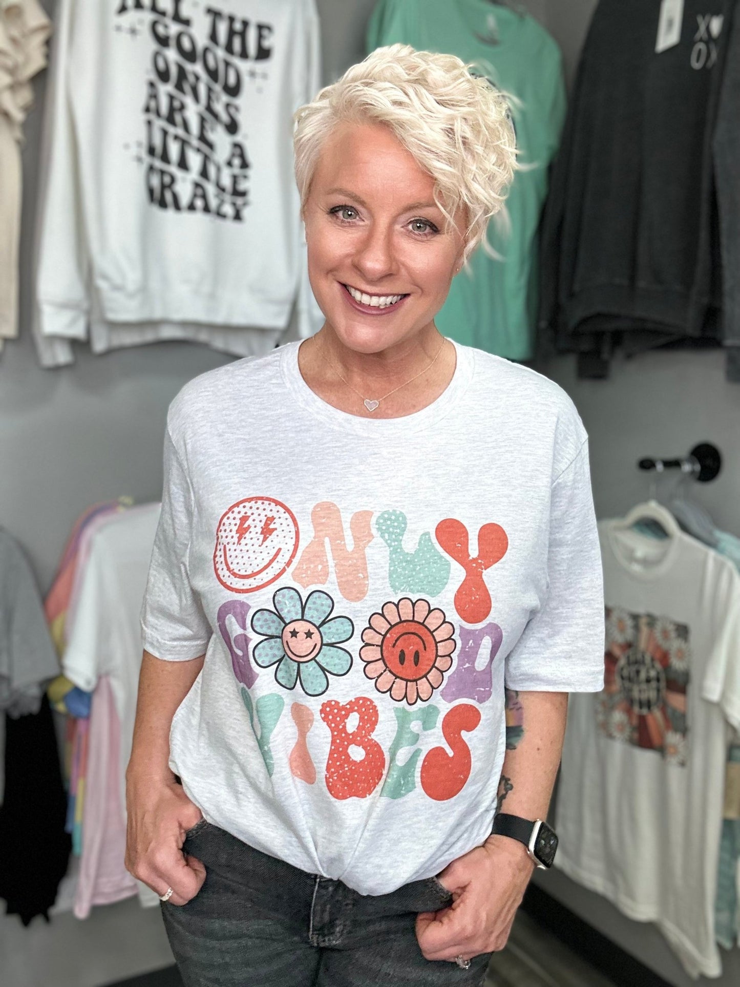 Only Good Vibes Graphic Tee - Lazy Daisy Boutique