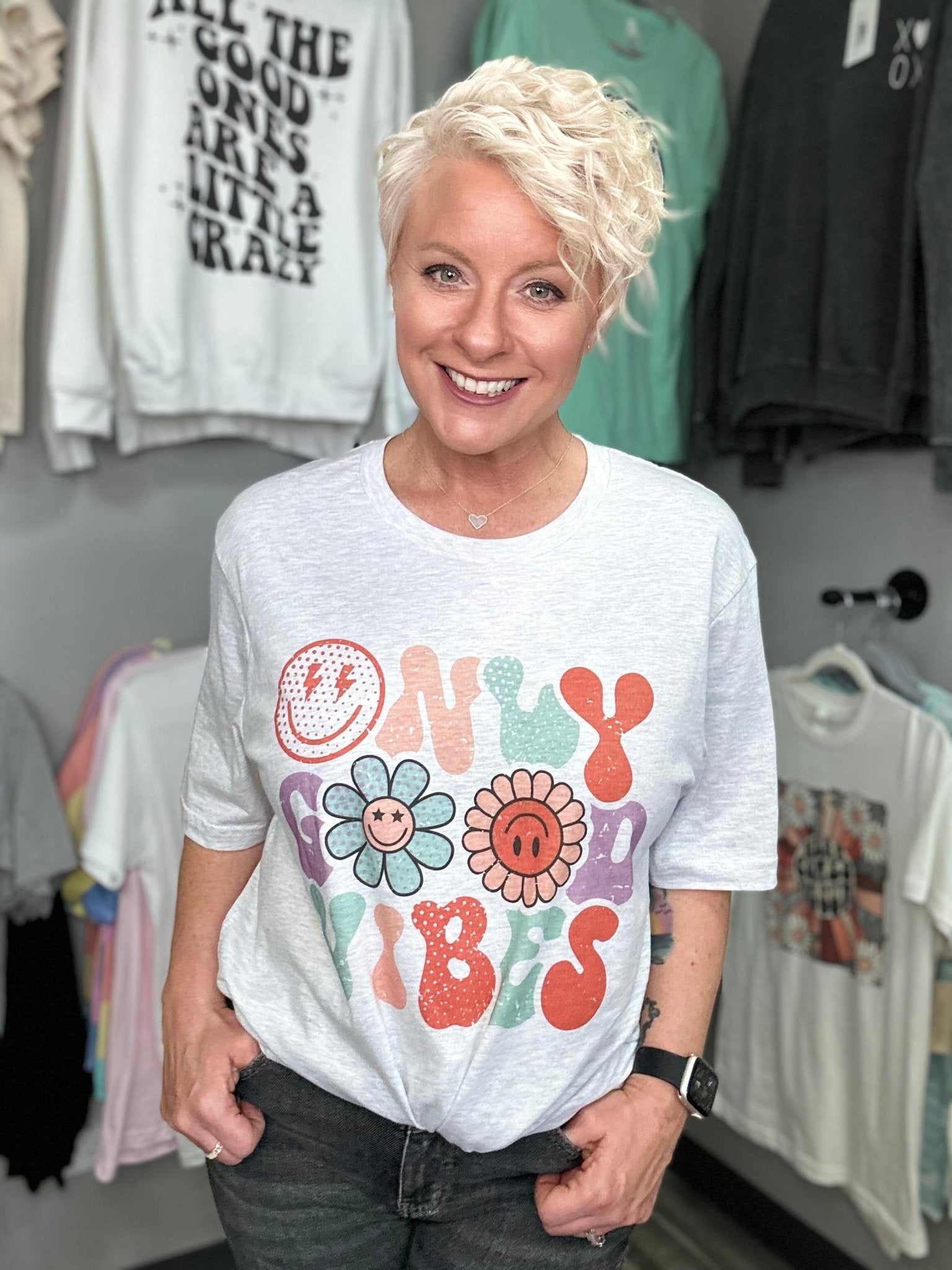 Only Good Vibes Graphic Tee - Lazy Daisy Boutique