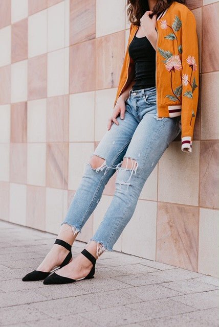 Rollasole Black Pointed Flats - Polished Boutique