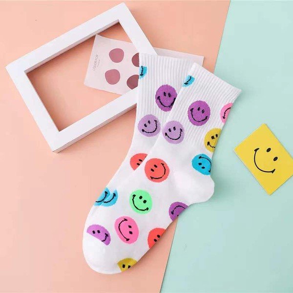 Smile Face Crew Socks - Lazy Daisy Boutique