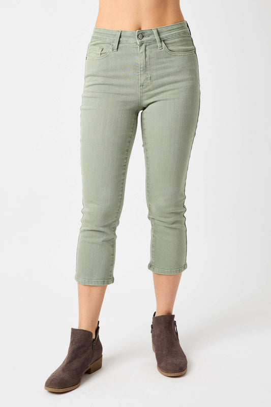 Judy Blue Mid Rise Garmed Dyed Capri