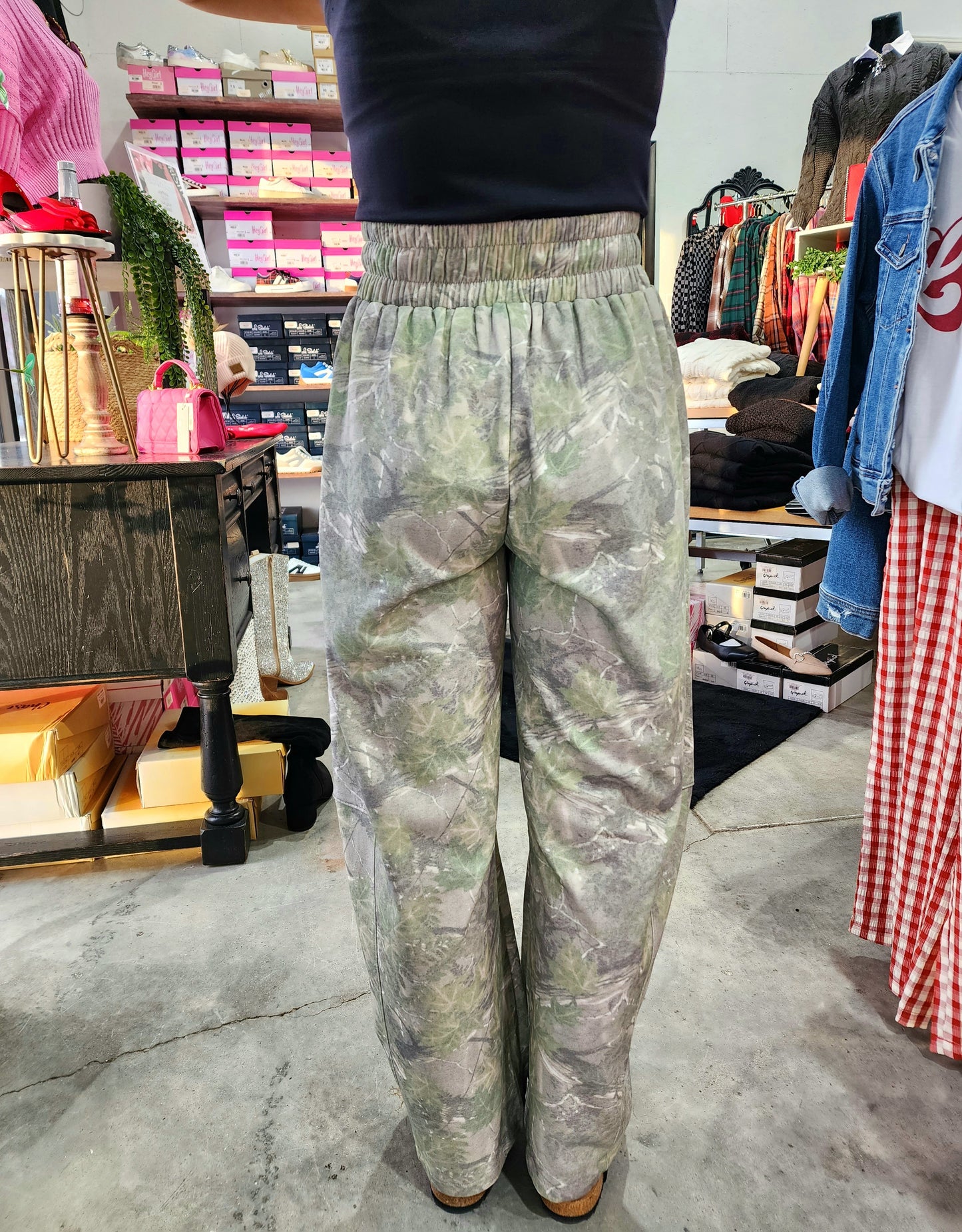 Camo Print Barrel Pants