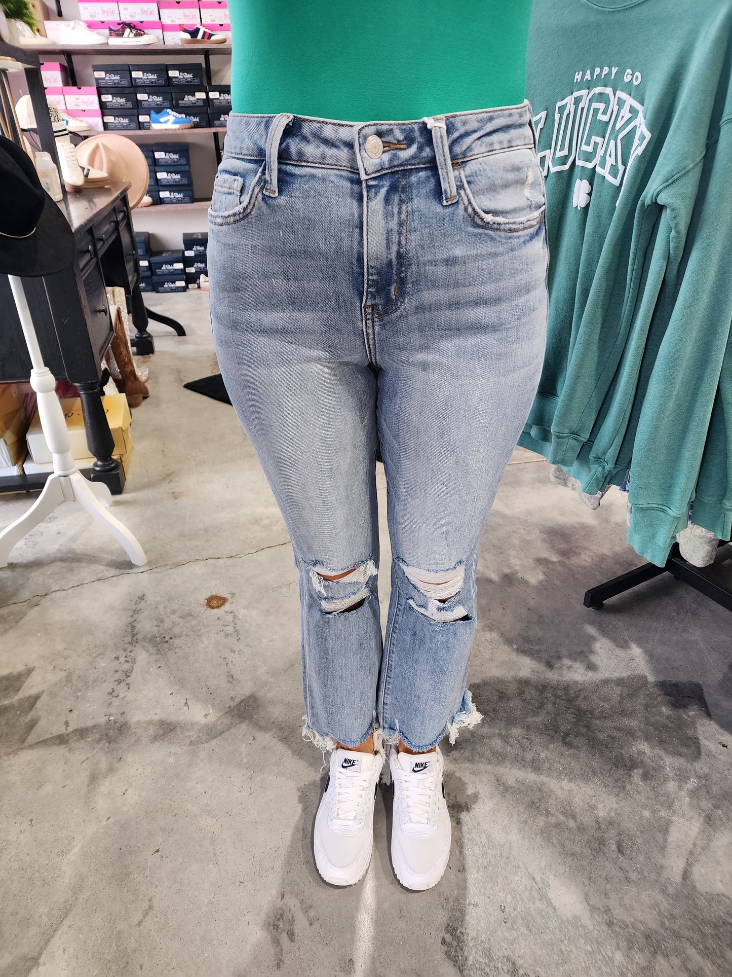 Lovervet HW Handy Crop Flare Denim Jeans