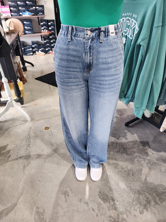 Judy Blue HW Featherweight Baggy Denim Jeans