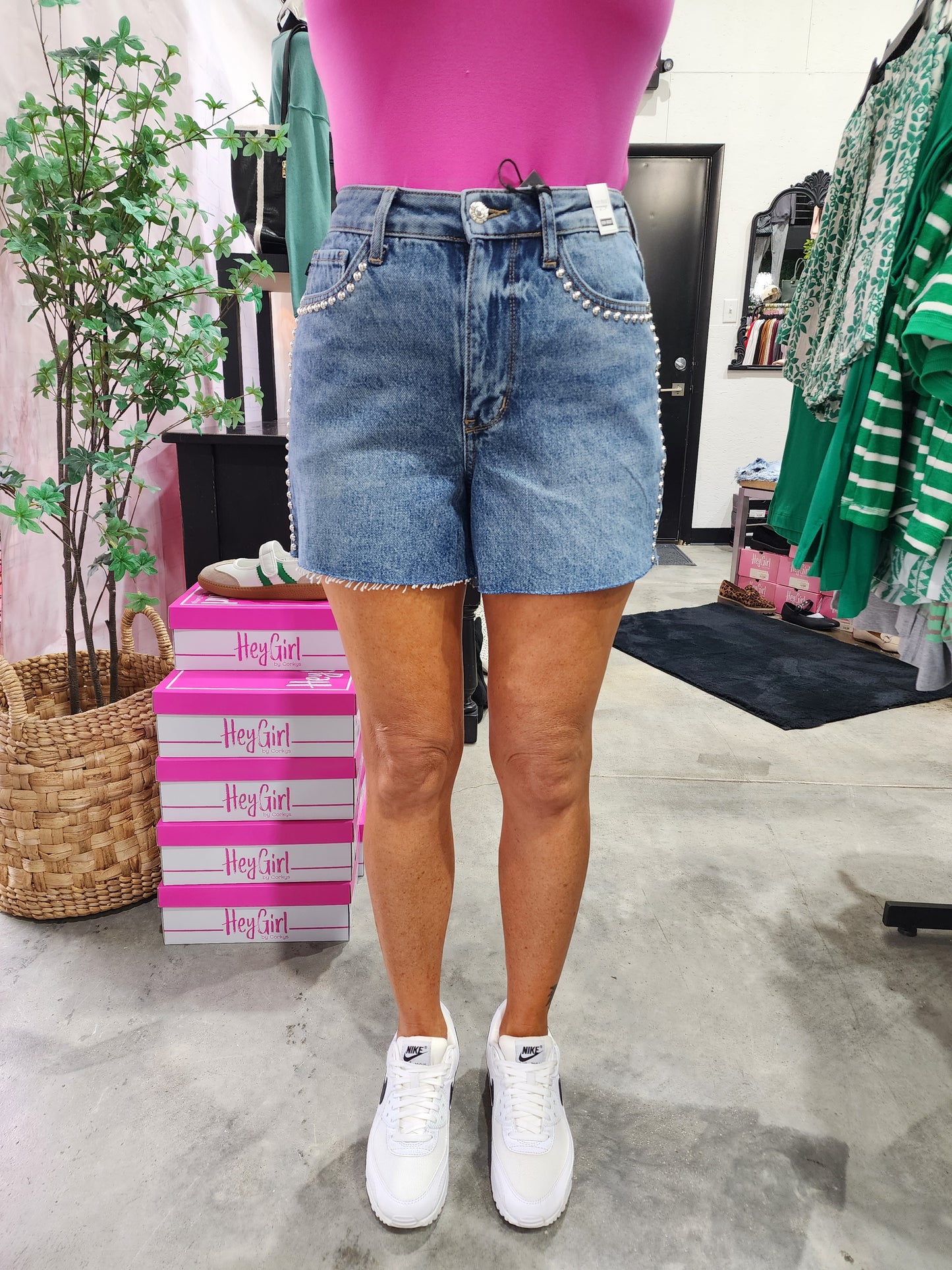 Judy Blue HW R.M. Cutoff Shorts w/ Dome Studs