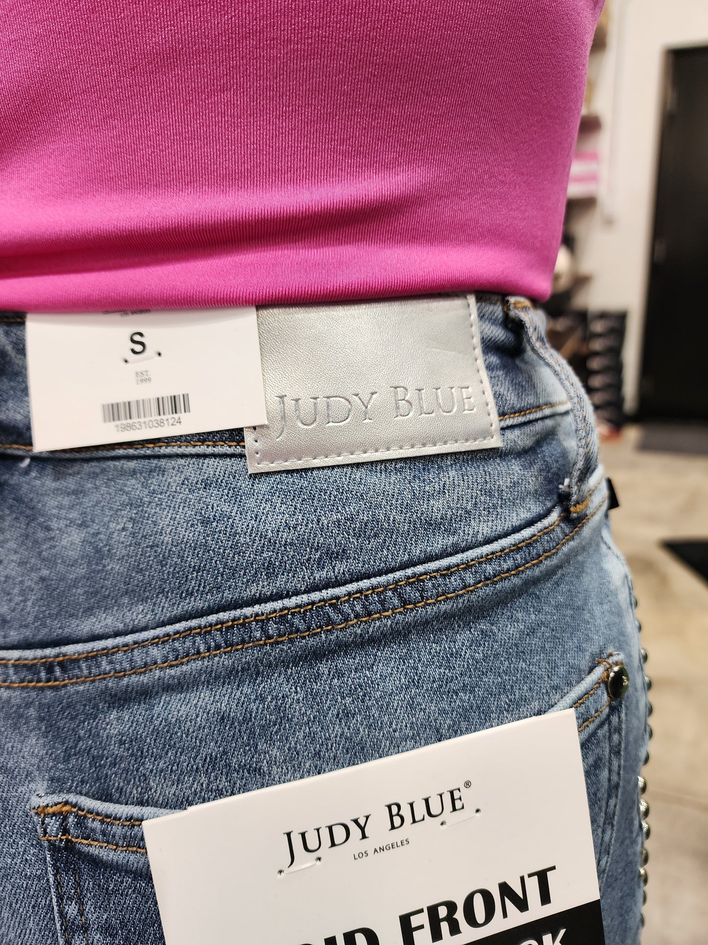 Judy Blue HW R.M. Cutoff Shorts w/ Dome Studs