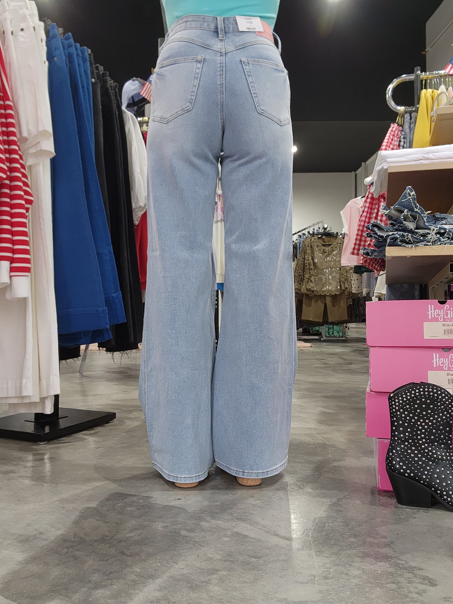 Judy Blue HW Retro Wide w/Curve Coin Pkt