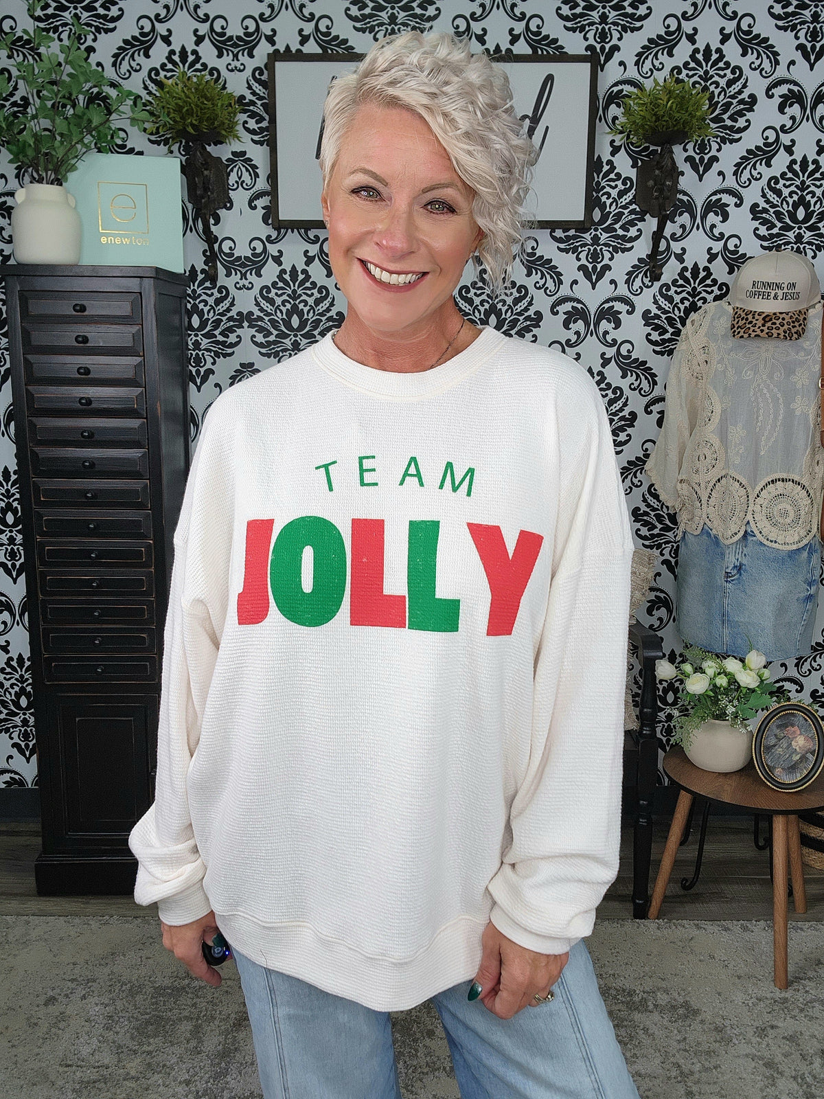 "TEAM JOLLY" Graphic Cloudy Knit