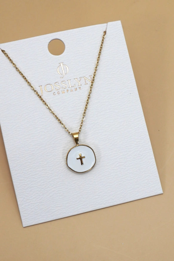 Delicate Pendant Necklace