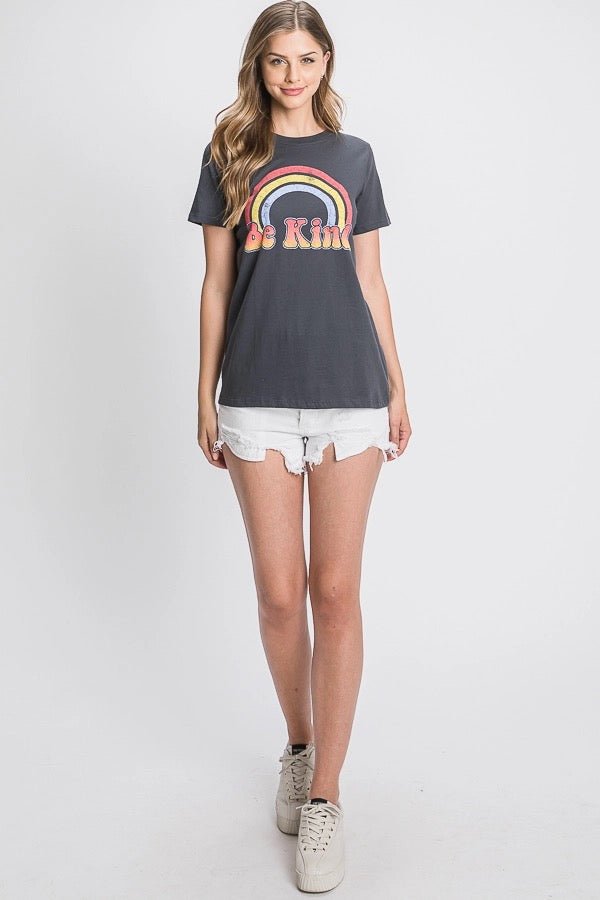 "Be Kind" Rainbow Tee - Polished Boutique