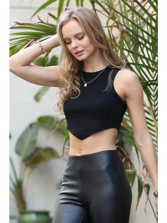 Ribbed V-Line Hem Tank - Polished Boutique